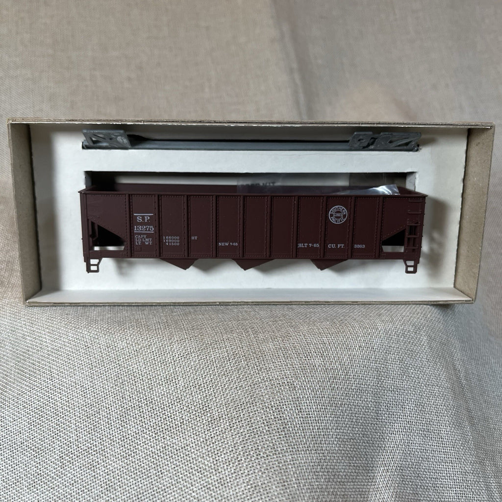 Roundhouse HO 3 Bay 1485 Hopper  Southeen Pacific 13275