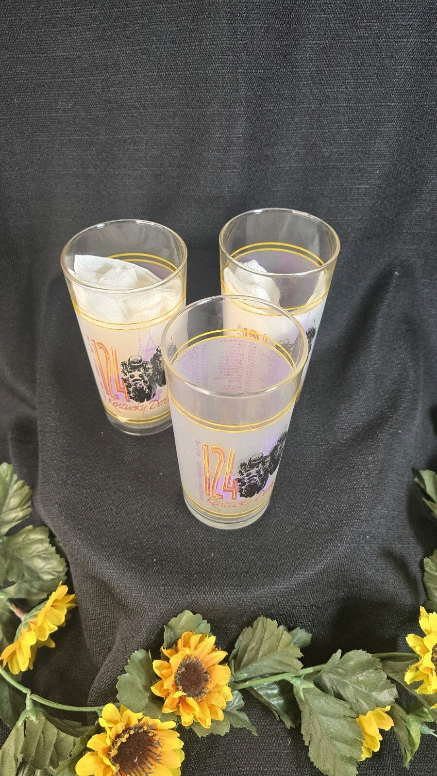 1998 Kentucky Derby 124th Churchill Downs Louisville Official Glass May 2, 1998