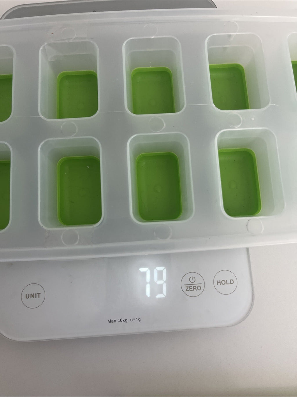 Easy Release 12 Cube Rectangular Ice Tray Sturdy Durable 2 Pieces Blue/Lime