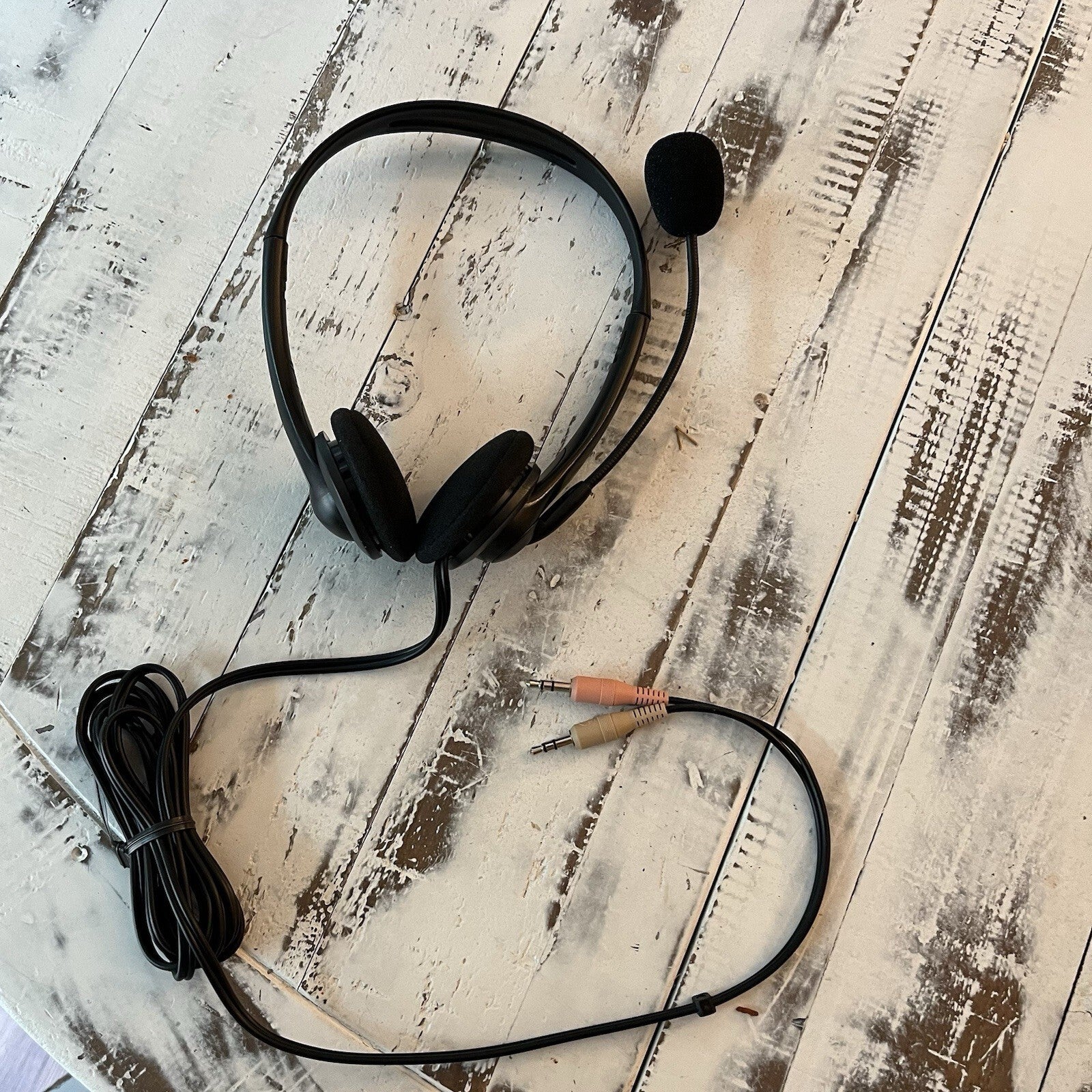 HS-GEN-C Stereo Communication Wired Headset with Microphone Nuance Dragon Cord