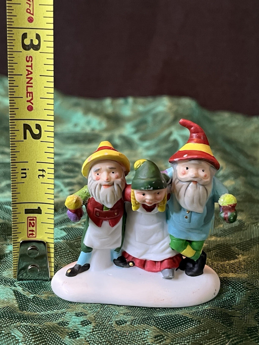 Dept 56 Christmas Snow Cone 3 Elf Elves 1 Figurine Only IMPERFECTIONS See Photos