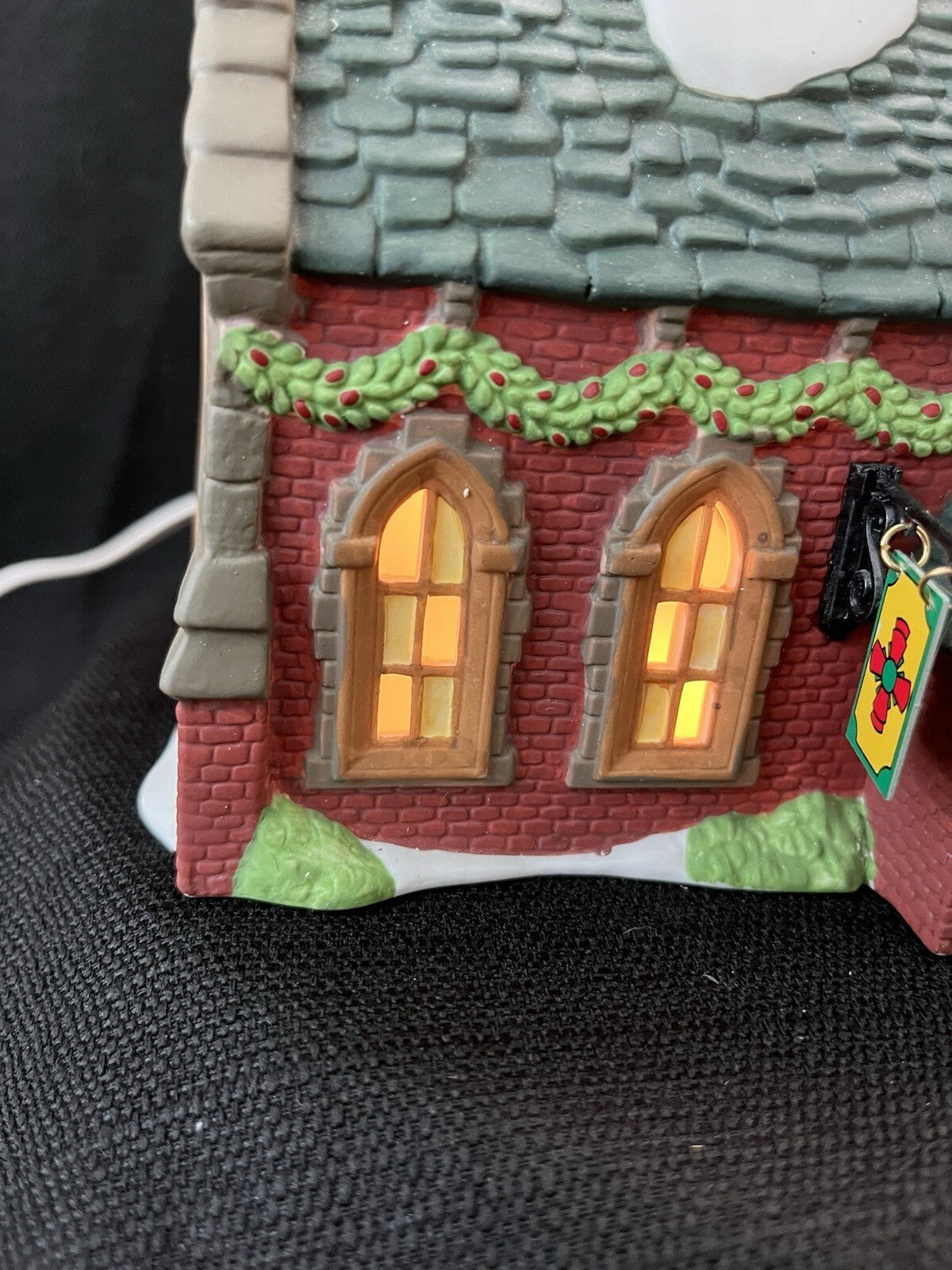 Department 56 Dickens Village Series, DUDDEN CROSS CHURCH, 5834-3