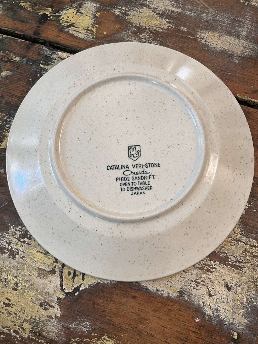 Oneida Catalina Veri-Stone solid plate #P1802  sand drift
