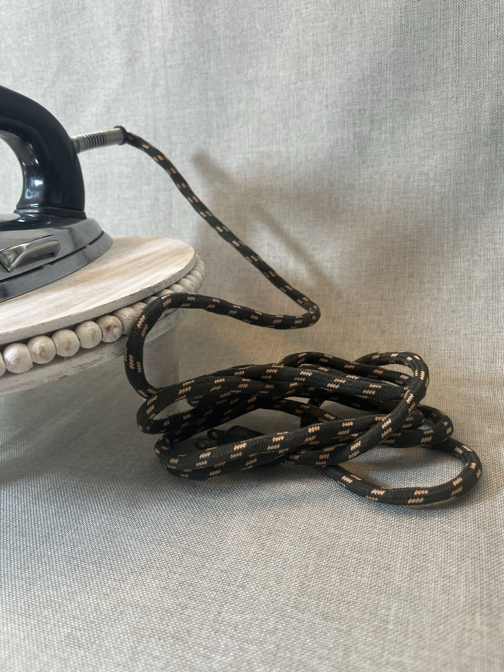 Rare General Mills Chrome & Black Vintage Electric Clothes Iron Tested 3 lbs