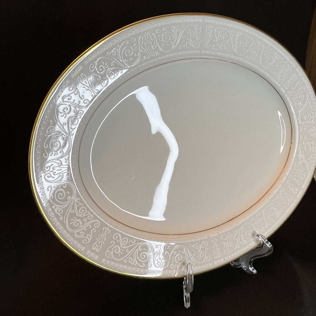 Noritake Tulane 13.5" Oval Serving Platter (pattern #7562).