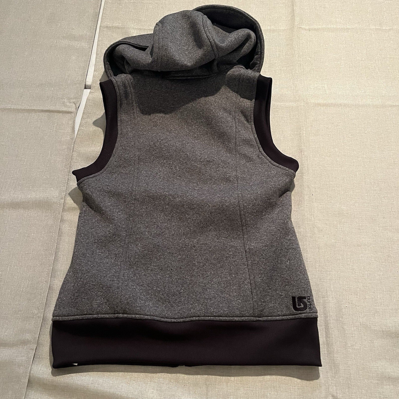 Burton Grey Dryride Snowboarding Hooded Thick Zip Up Vest Pockets