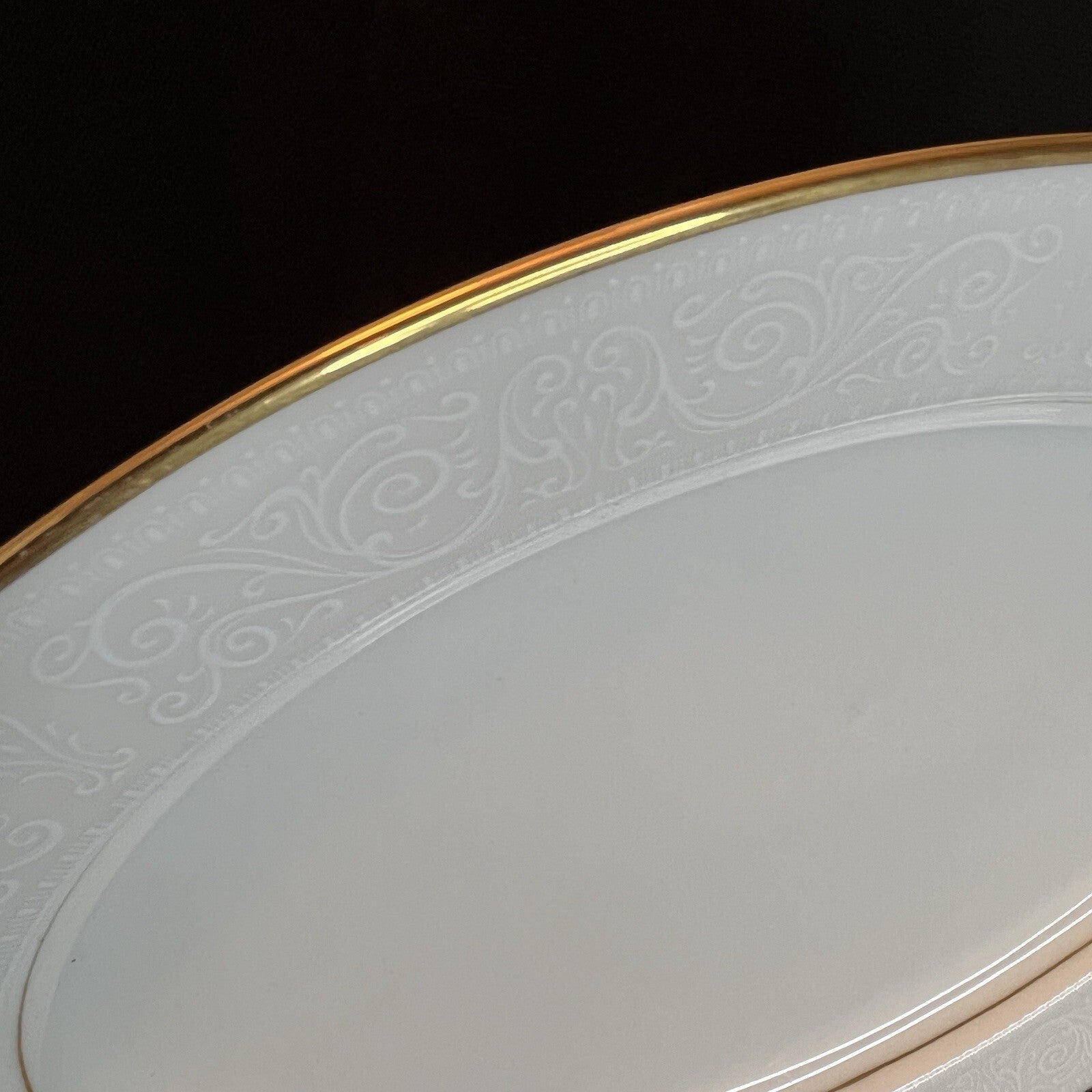Noritake Tulane 13.5" Oval Serving Platter (pattern #7562).