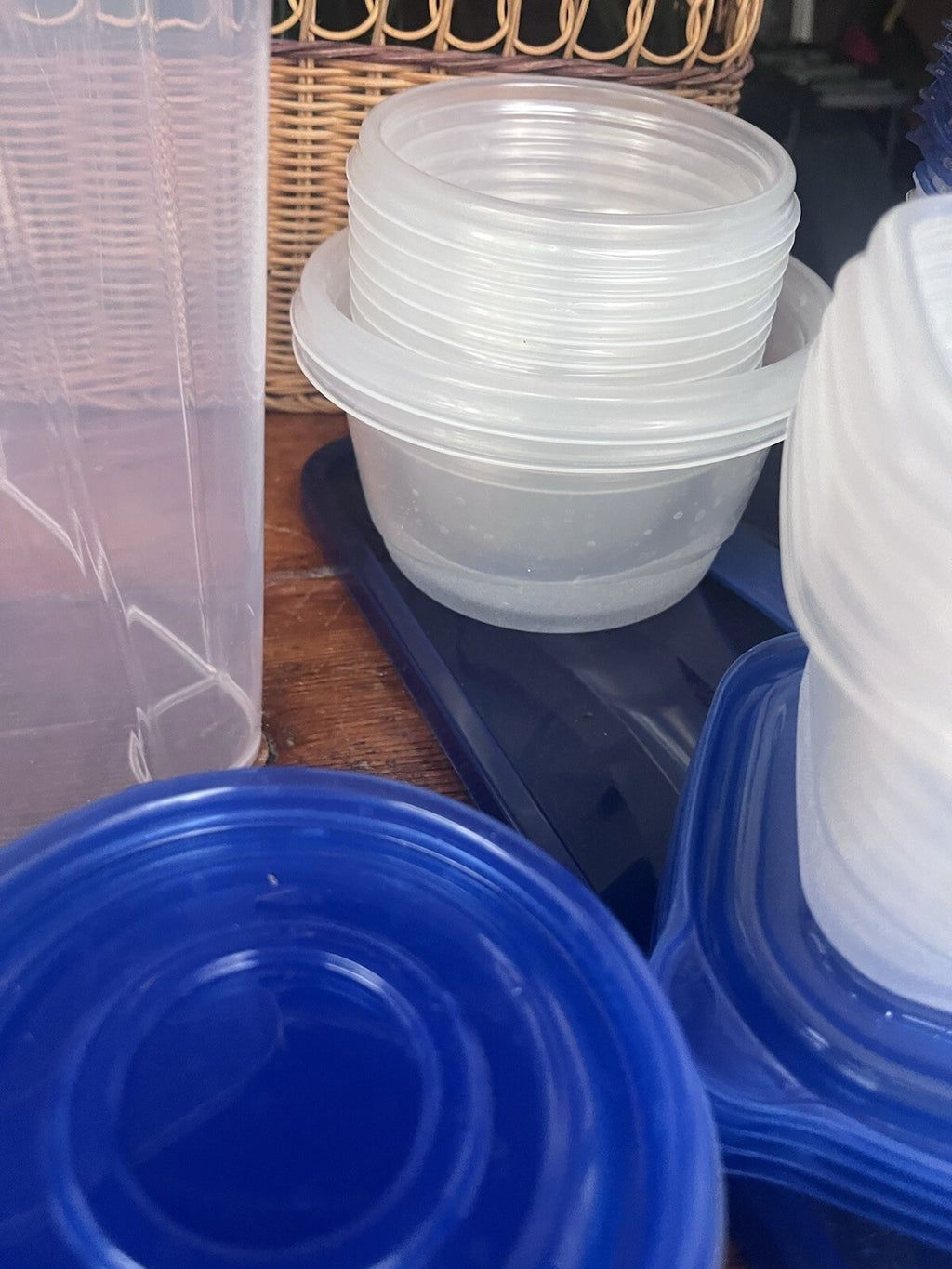 Clear Plastic Rectangular Container Set, Blue Snap Lids 17-32 oz