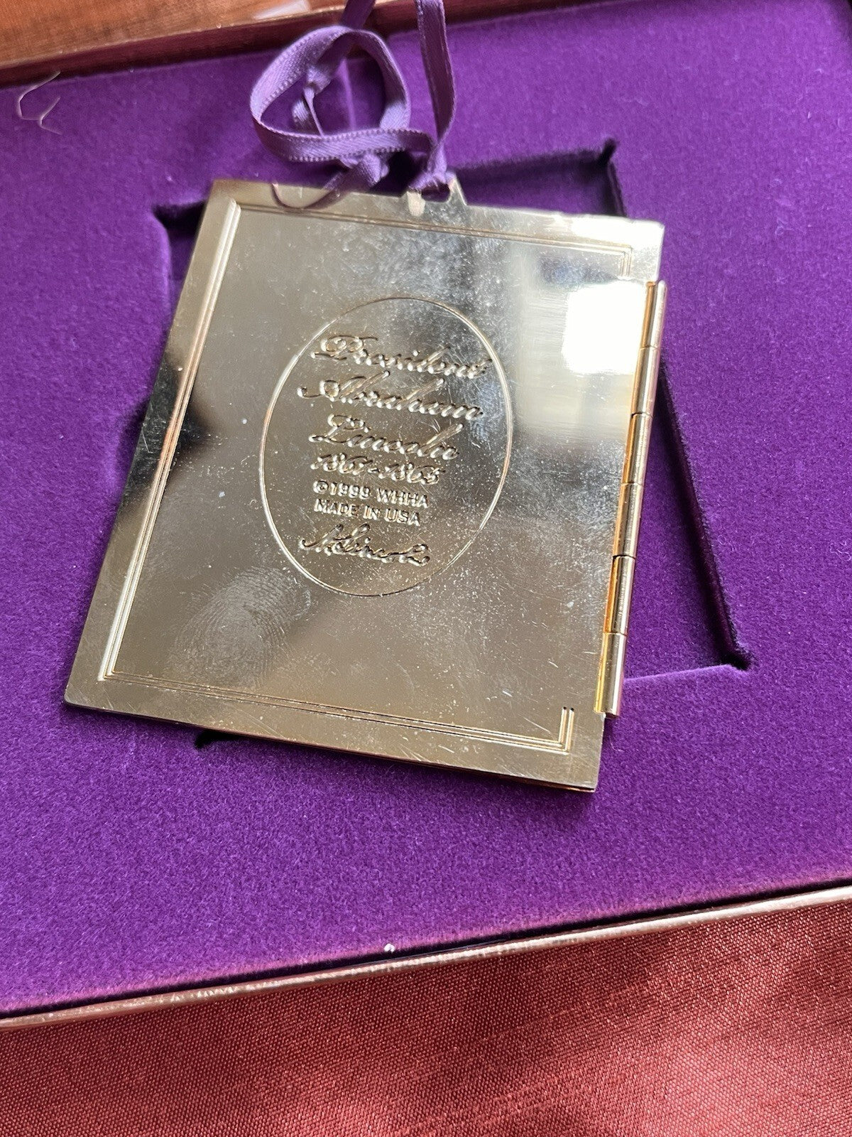 The White House Historical Association Abraham Lincoln 1999 Christmas Ornament