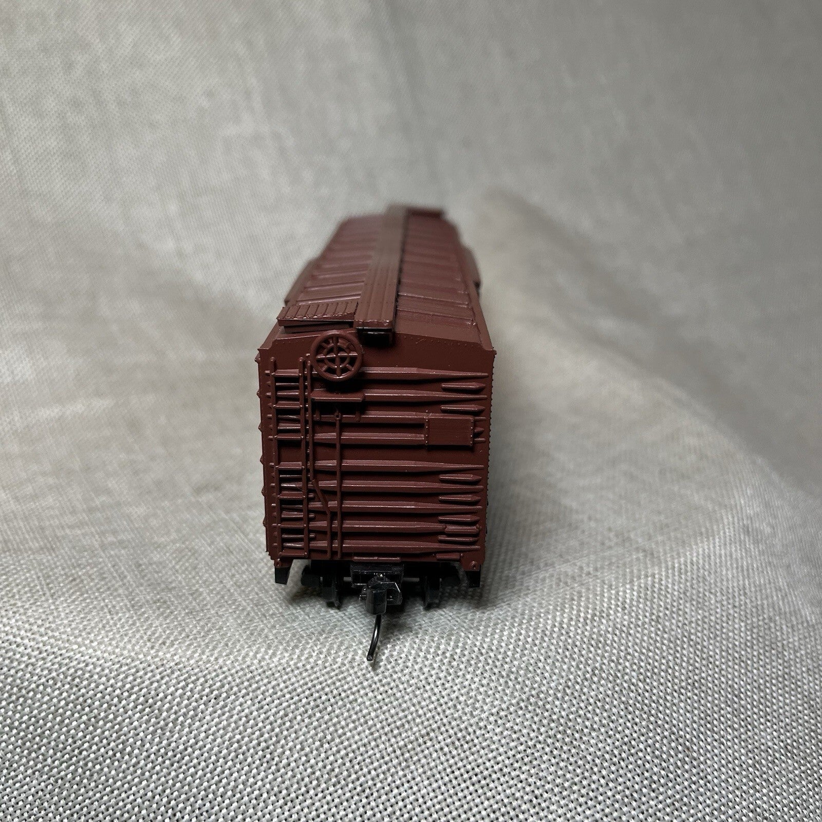 Roundhouse Box Car 5502 C B & Q ( BCR) #62198
