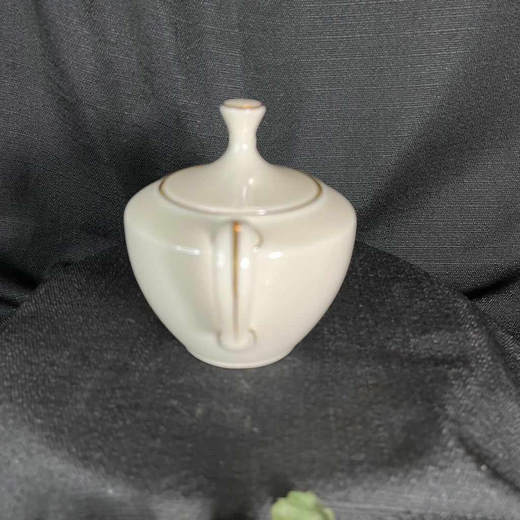 Lenox "Mansfield" pattern sugar bowl with a lid and gold trim