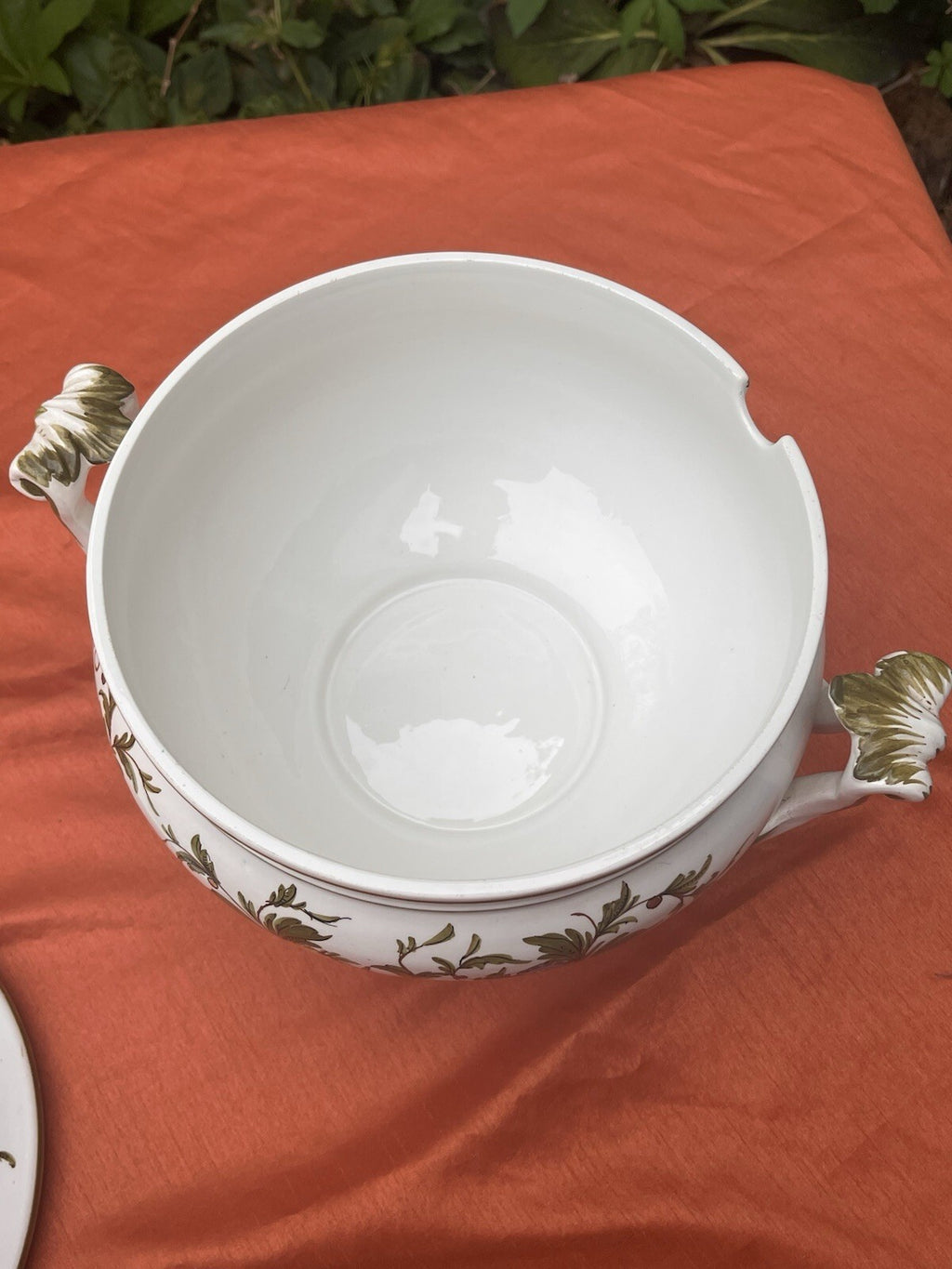 Vintage Soup Tureen Vintage. Floral Design. No Laddle****Made In Italy