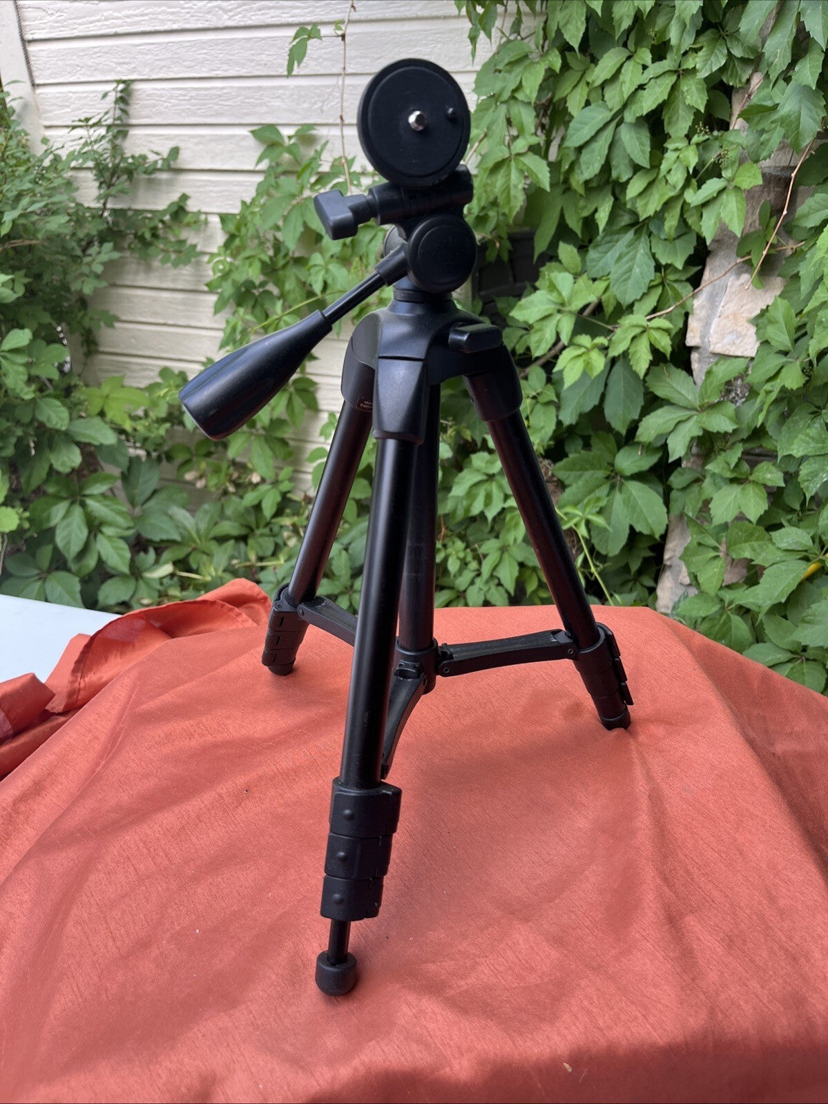 SONY VCT-R100 Pro Tripod Pan Tilt Black