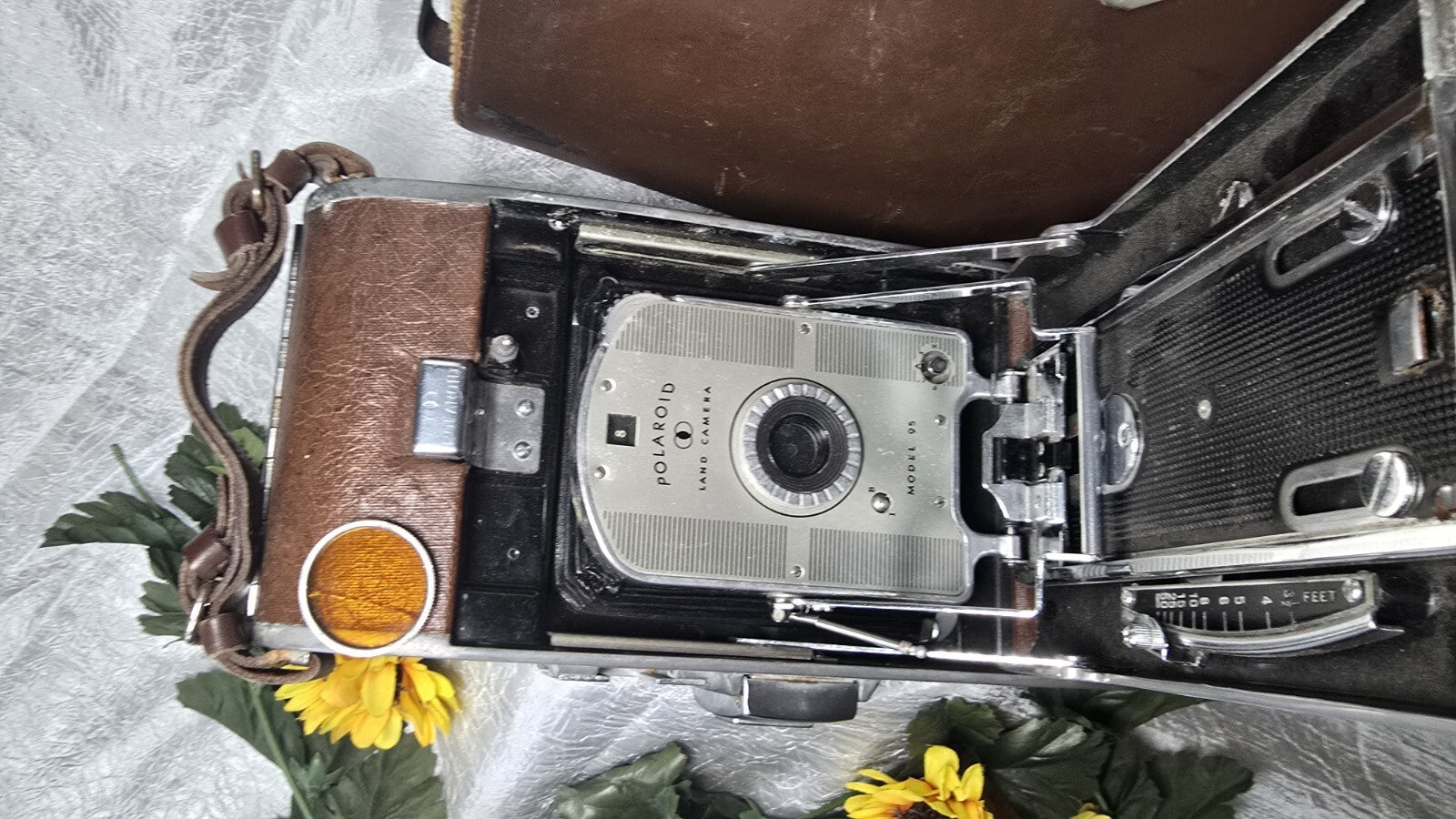 Vintage (Parts) Polaroid Model 95 Land Camera - Parts