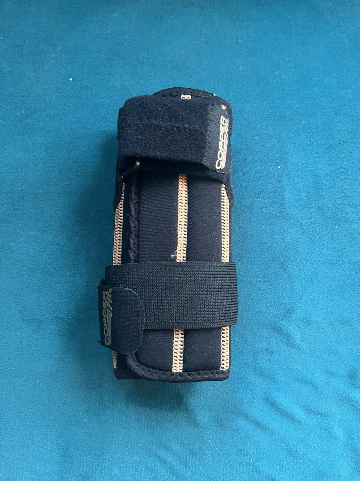 Copper Fit Rapid Relief, Wrist Brace Adjustable Fits  Wrist S/M - Black