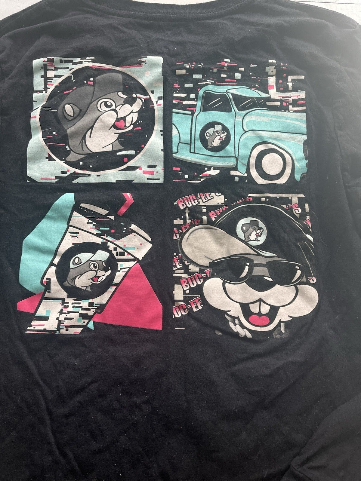 Buc-Ees Buc Ees Groovy Music Black Long Sleeve T-shirt Adult Unisex Small