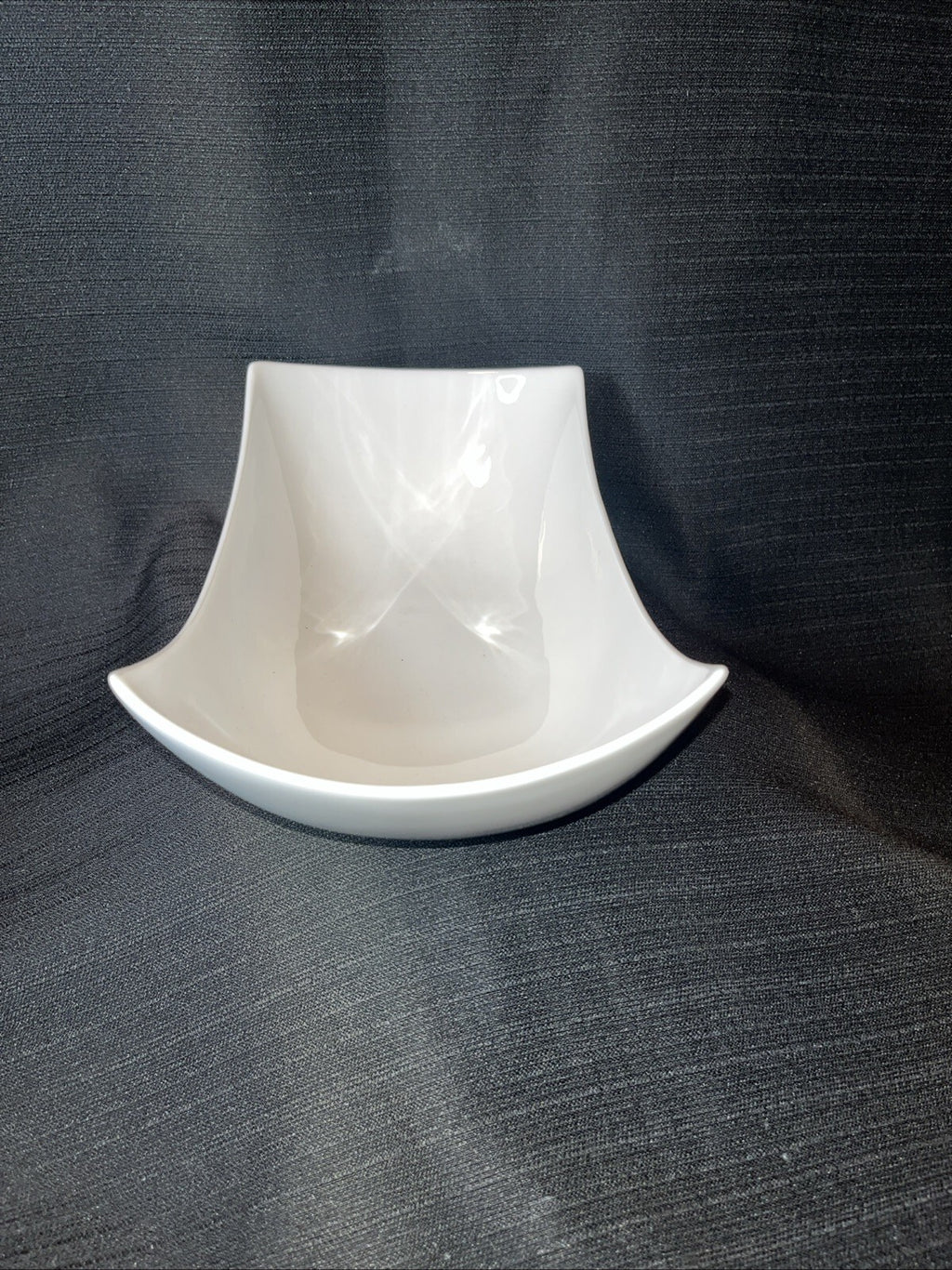 U Boat Serving  Bowl Size 13.25 X 6.5. 48 Oz . Vanilla Fare, Red Vanilla