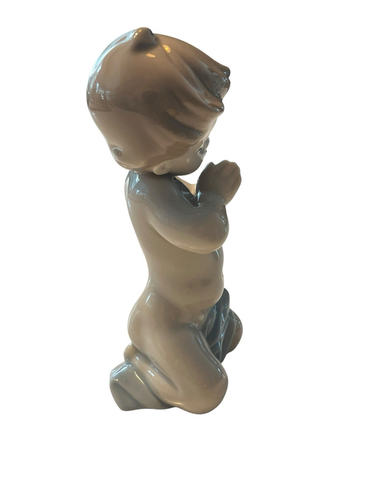 Vintage Lladro Figurine Toddler with Blanket - Hand Painted - Spain - NO BOX