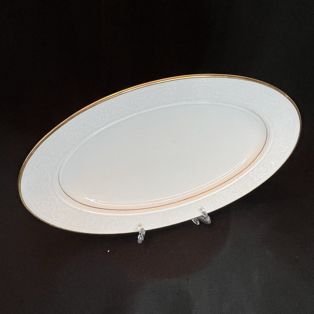 Noritake Tulane 13.5" Oval Serving Platter (pattern #7562).