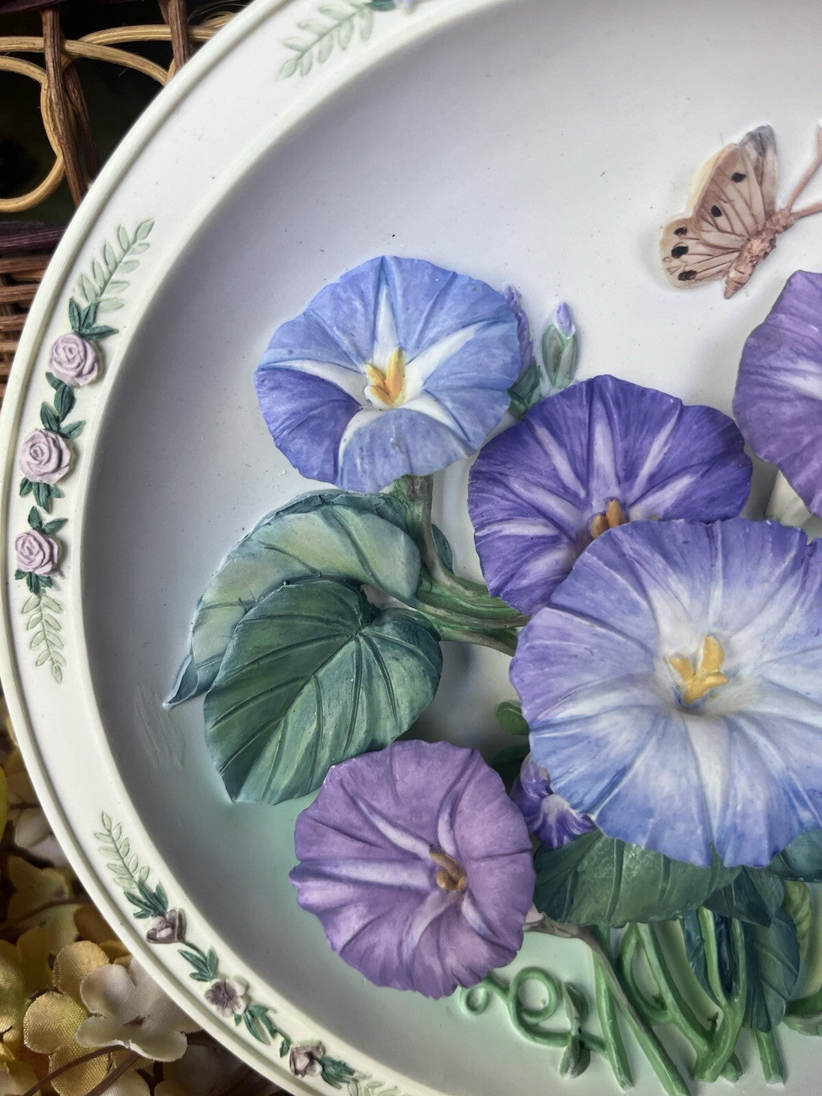Bradford Exchange Lena Liu Morning Glory Garden Limited Edition Porcelain 8"