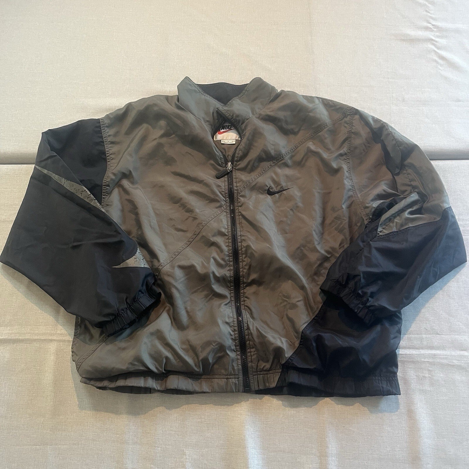 Vintage Nike Windbreaker Jacket Mens L Army Green Colorblock Nylon Big Swoosh