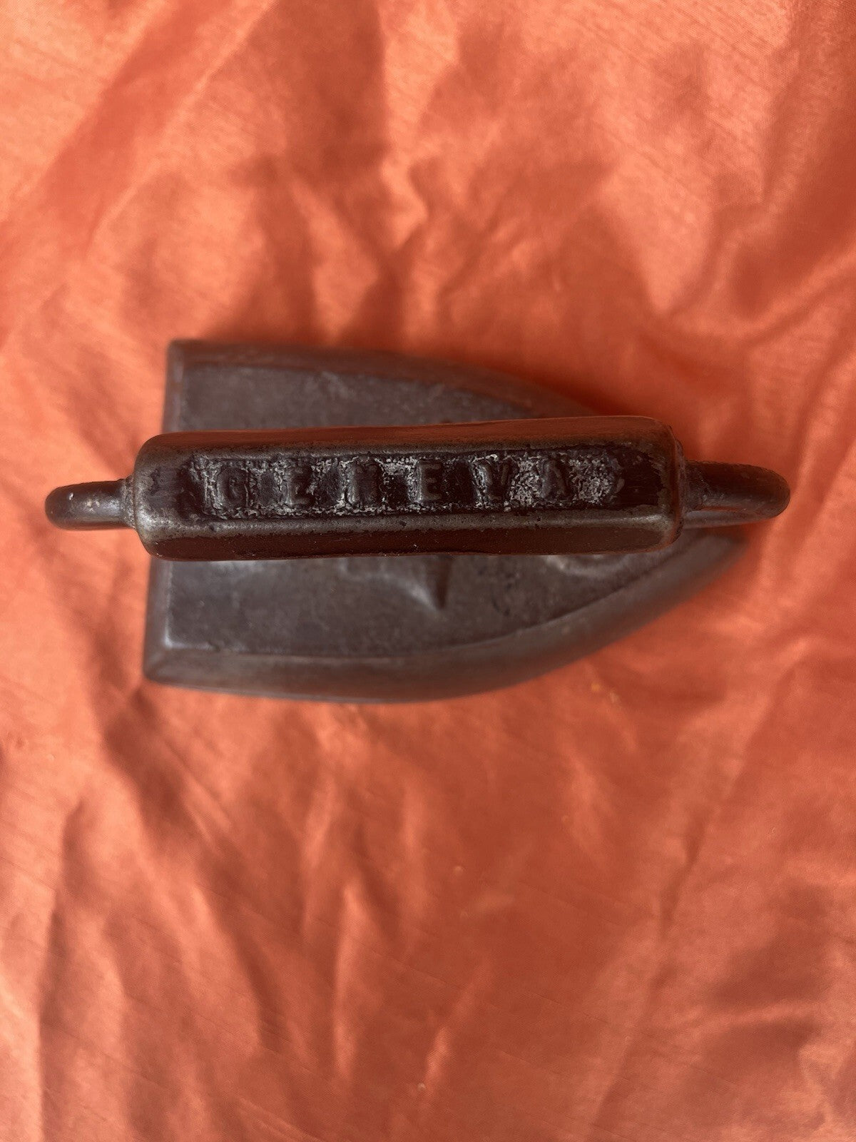 Vintage Cast Iron - GENEVA, ILL.  Star No. 8- Iron