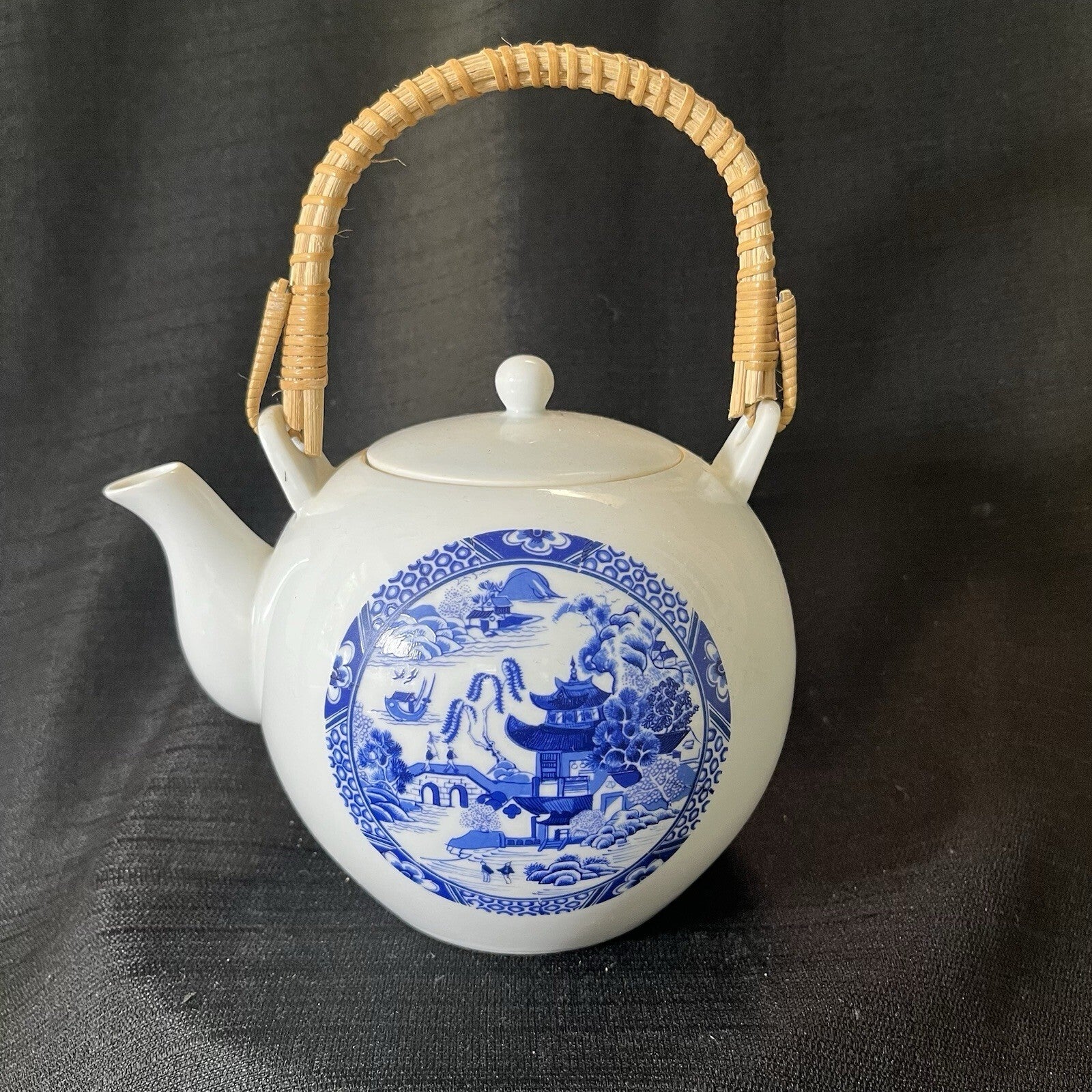 Japanese Porcelain Teapot Chinoiserie Blue Rattan Handle Cottage  Farm House 6.5