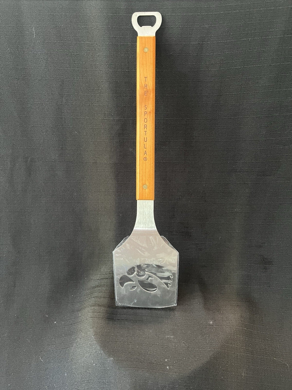 The Sportula IOWA HAWKEYES Metal Grill Spatula W/Wooden Handle 18”X4”. NEW