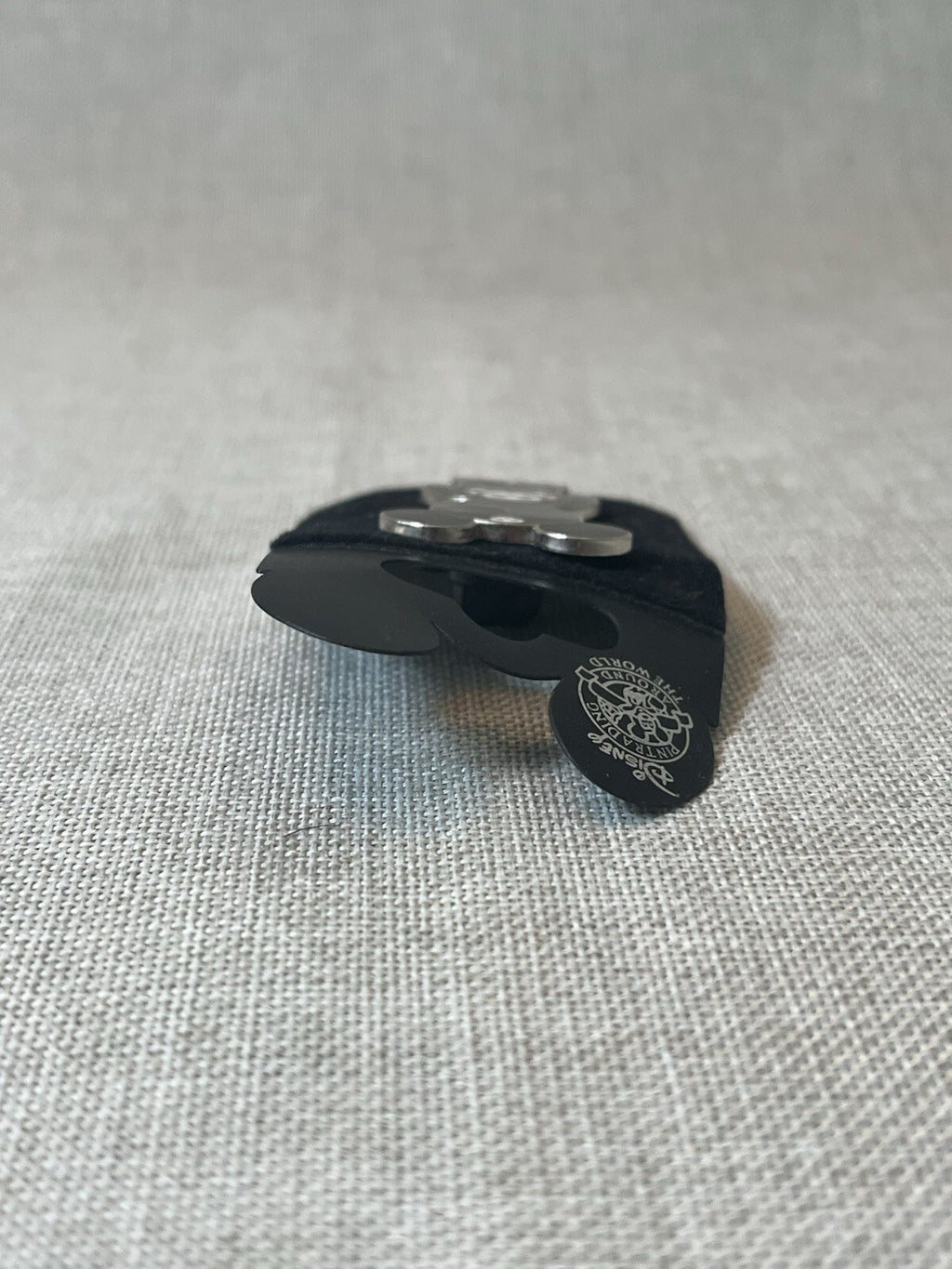 DISNEY WORLD 2008 MOUSE EARS VINYLMATION PIRATE CROSSBONES PIN**backing Warped *