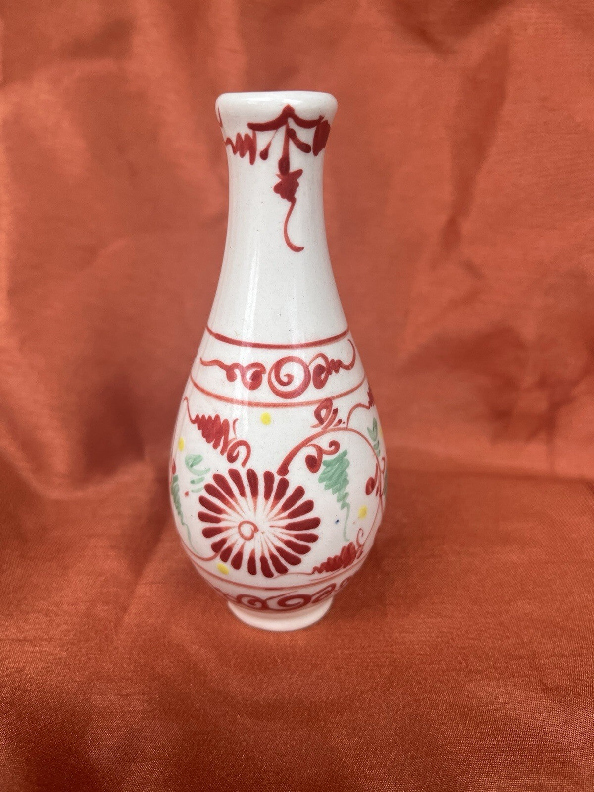 hand-painted Red And Green ceramic condiment set. Sake Bottle, Soy Sauce Server