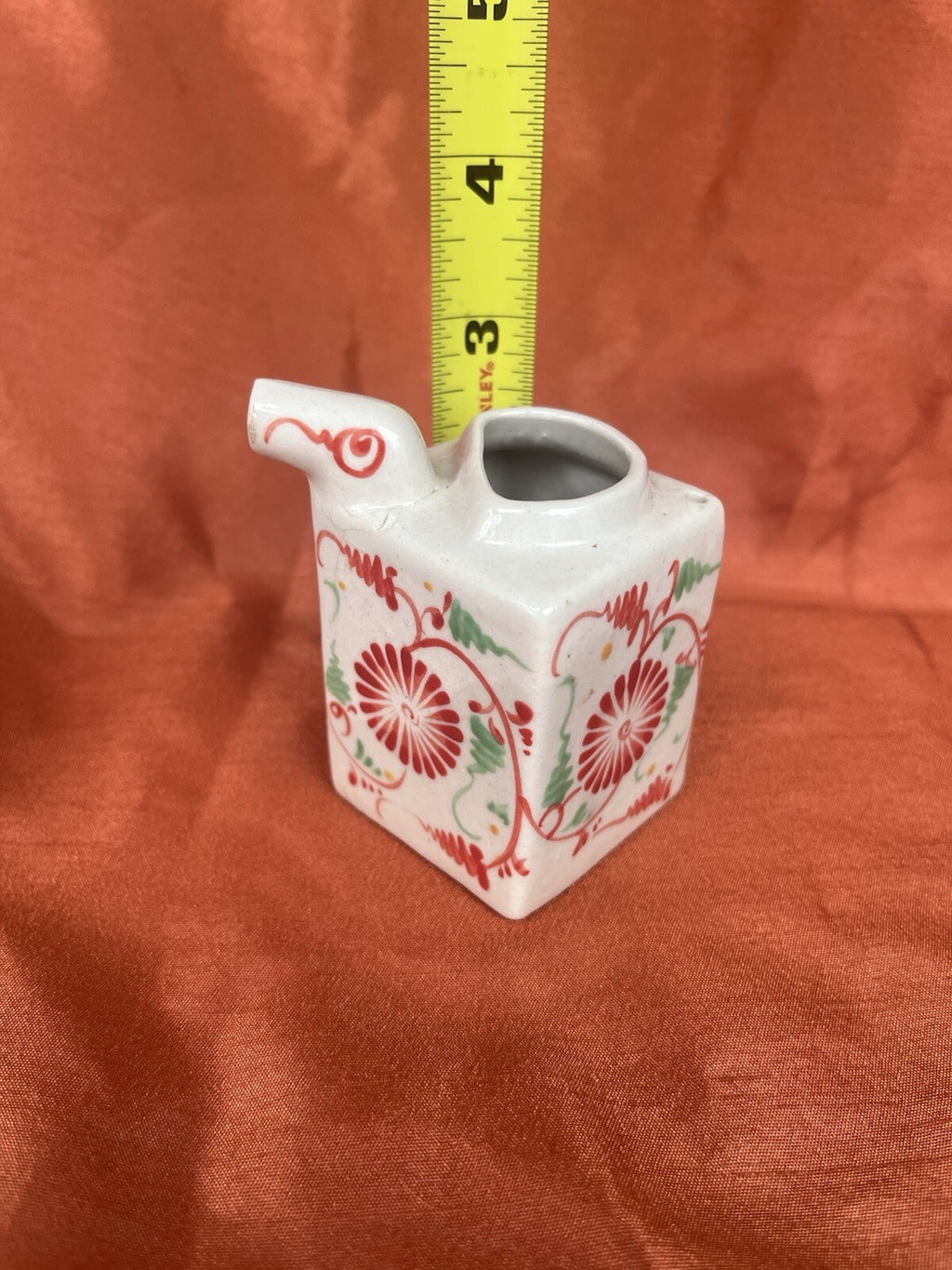 hand-painted Red And Green ceramic condiment set. Sake Bottle, Soy Sauce Server