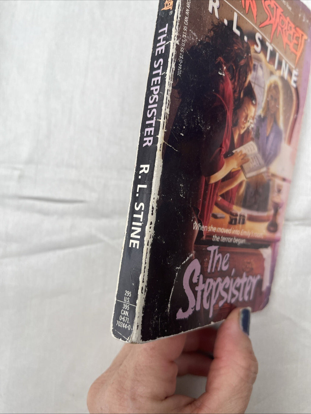 R.L. Stine Fear Street The Stepsister book vintage series 1st edition 1990
