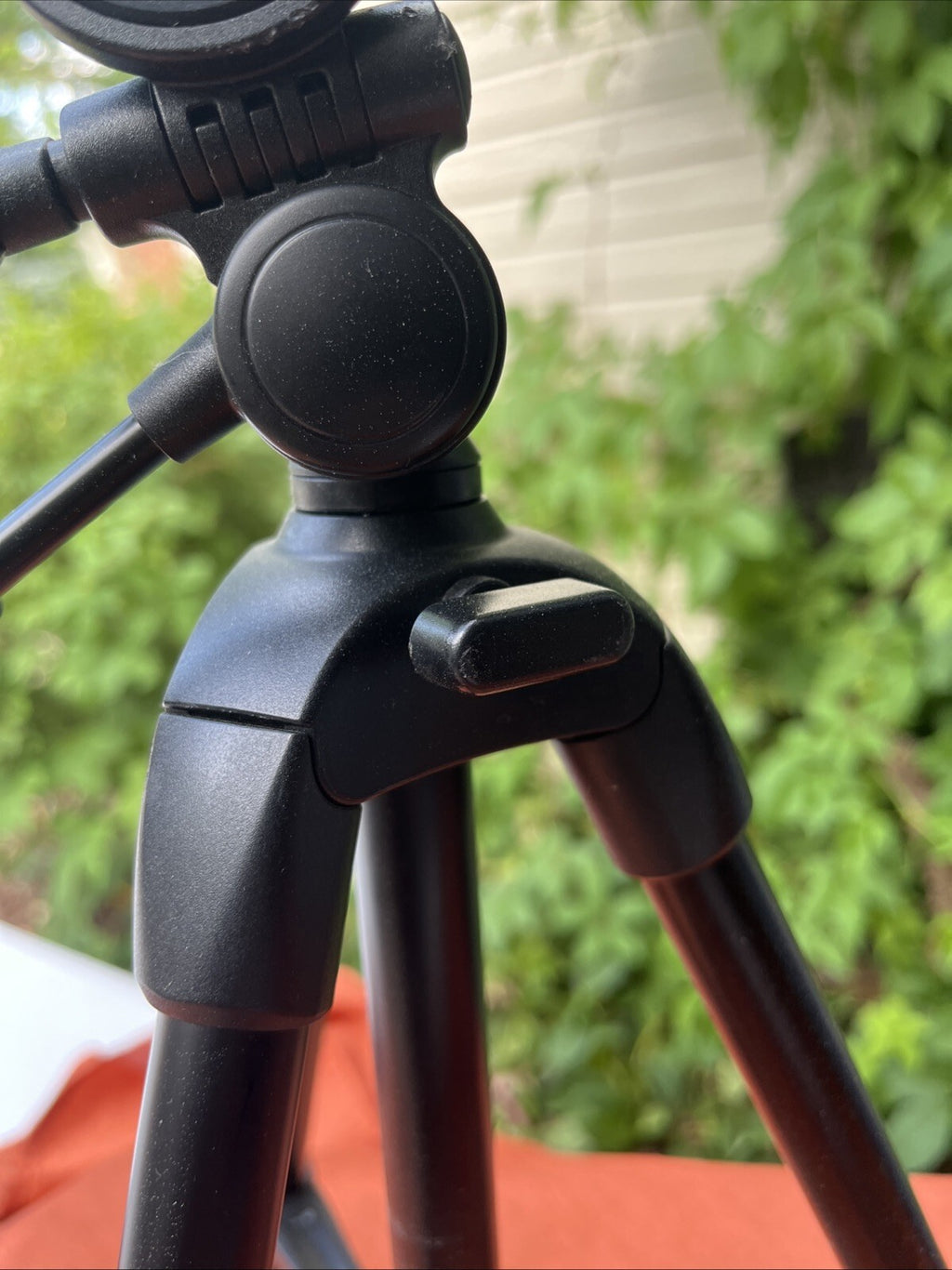 SONY VCT-R100 Pro Tripod Pan Tilt Black