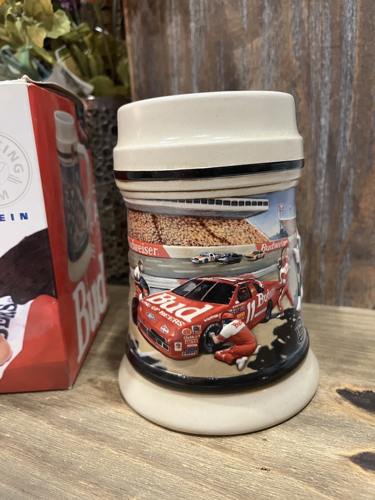Budweiser limited edition Stein, Bill Elliot And Junior Johnson #11 Racing Team