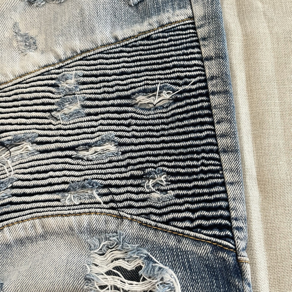Mens Decibel Jeans 40/34 . Fashionably ripped in extra pockets