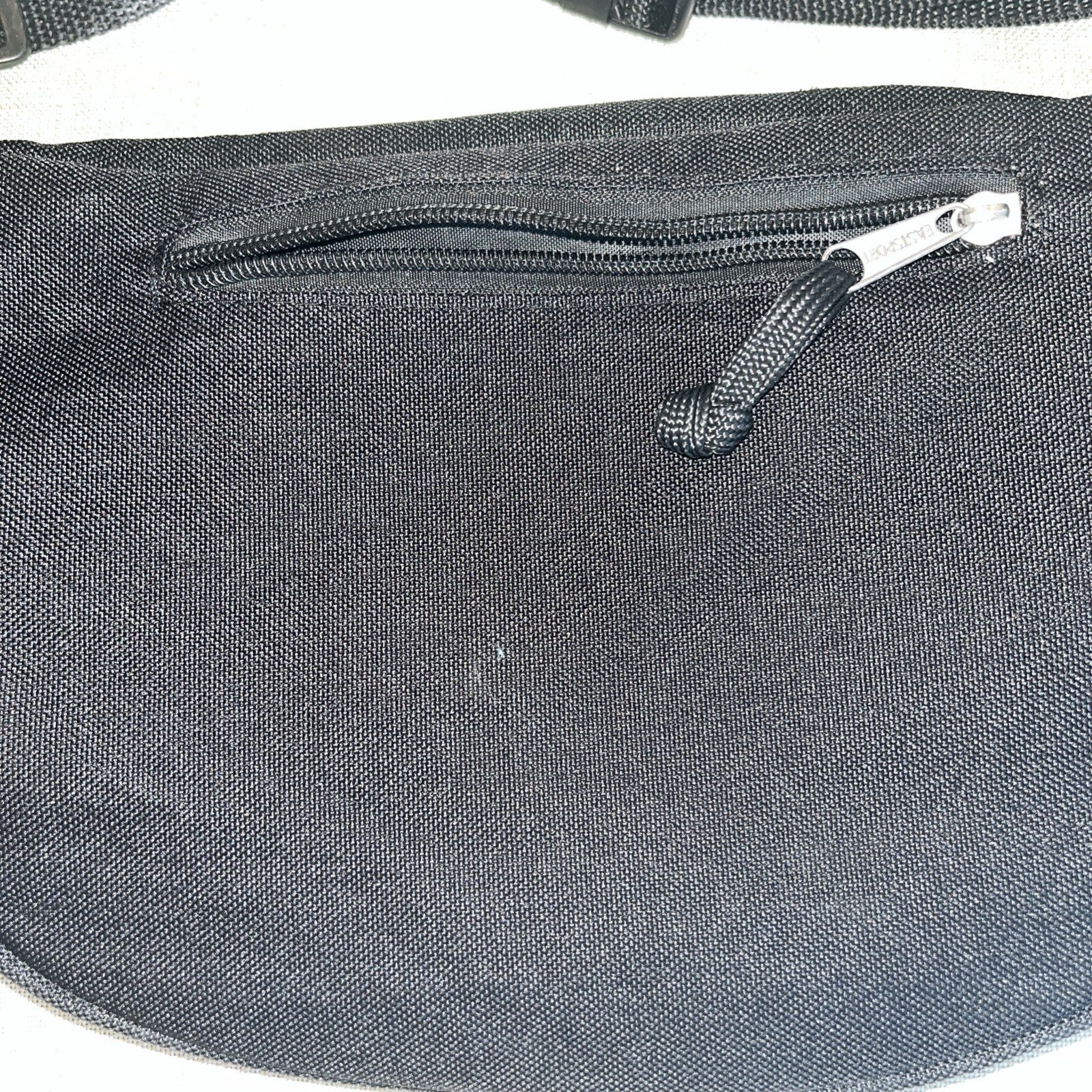 New Eastsport Outdoor Company Fanny Pack. 3 Zippers Adjustable Straps. Hiking
