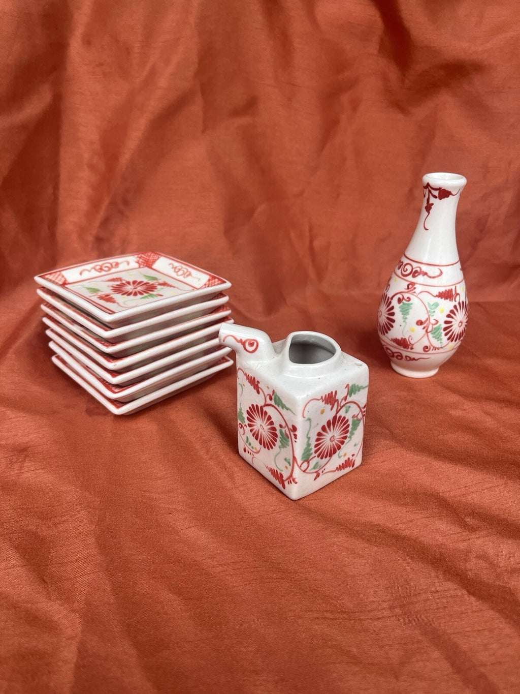 hand-painted Red And Green ceramic condiment set. Sake Bottle, Soy Sauce Server
