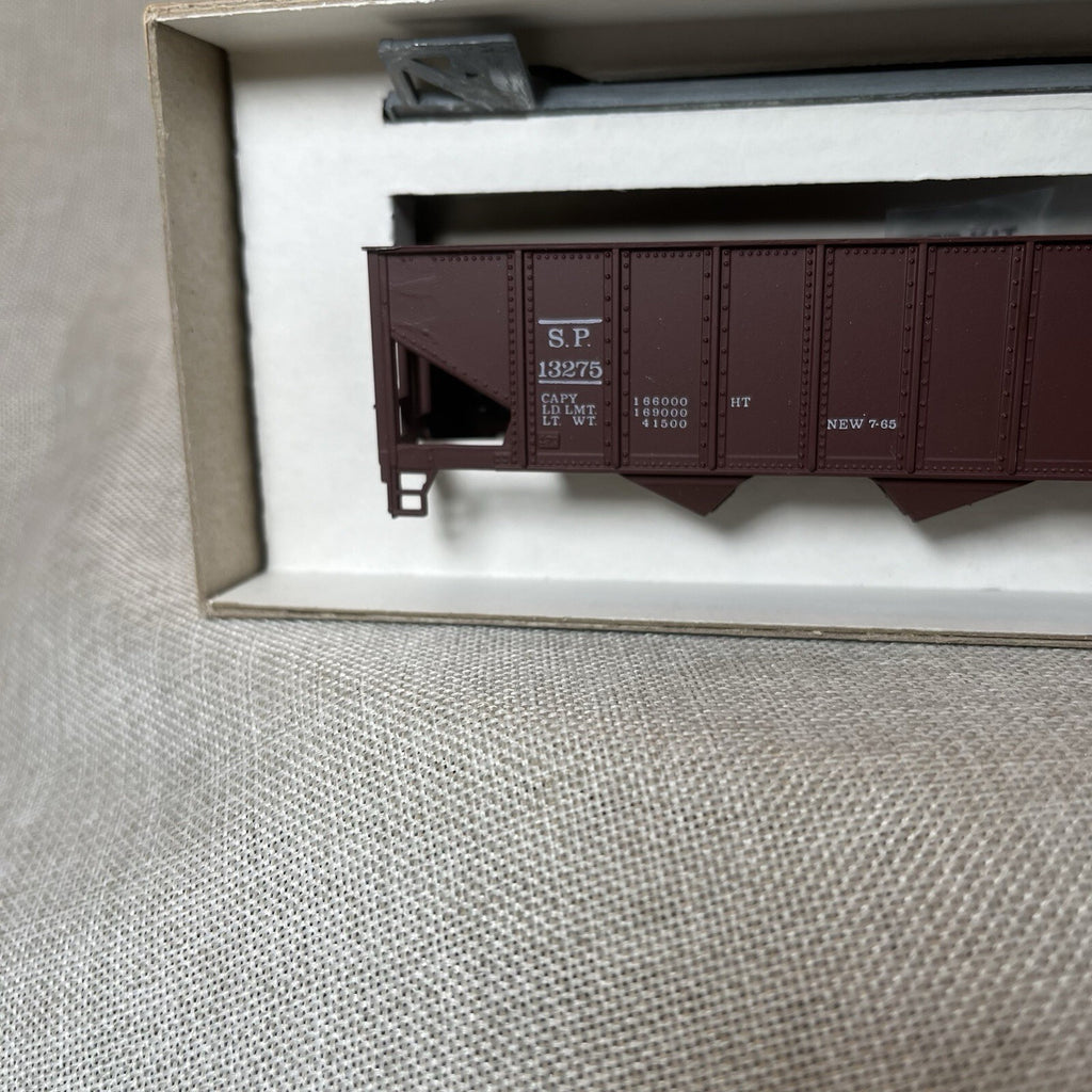 Roundhouse HO 3 Bay 1485 Hopper  Southeen Pacific 13275