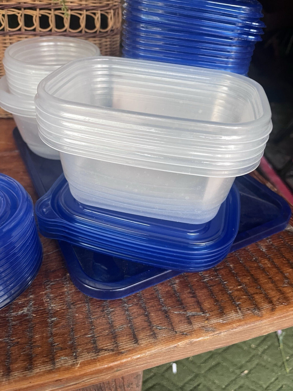 Clear Plastic Rectangular Container Set, Blue Snap Lids 17-32 oz