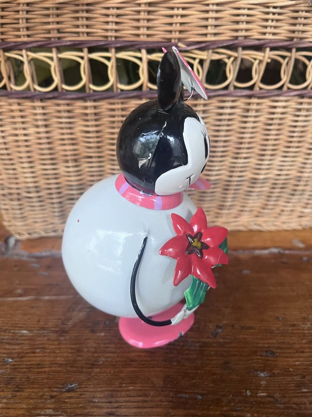 Disney Minnie Mouse Snowman Figurine 6" Pink Bow Scarf Poinsettia