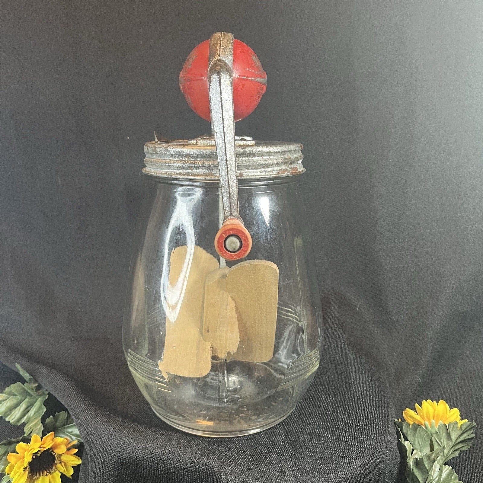 Vintage Dazey Corporation Butter Churn No. 4 Red Football Crank 4qt Tulip Jar