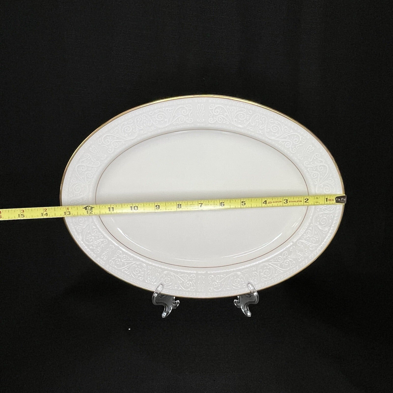Noritake Tulane 13.5" Oval Serving Platter (pattern #7562).