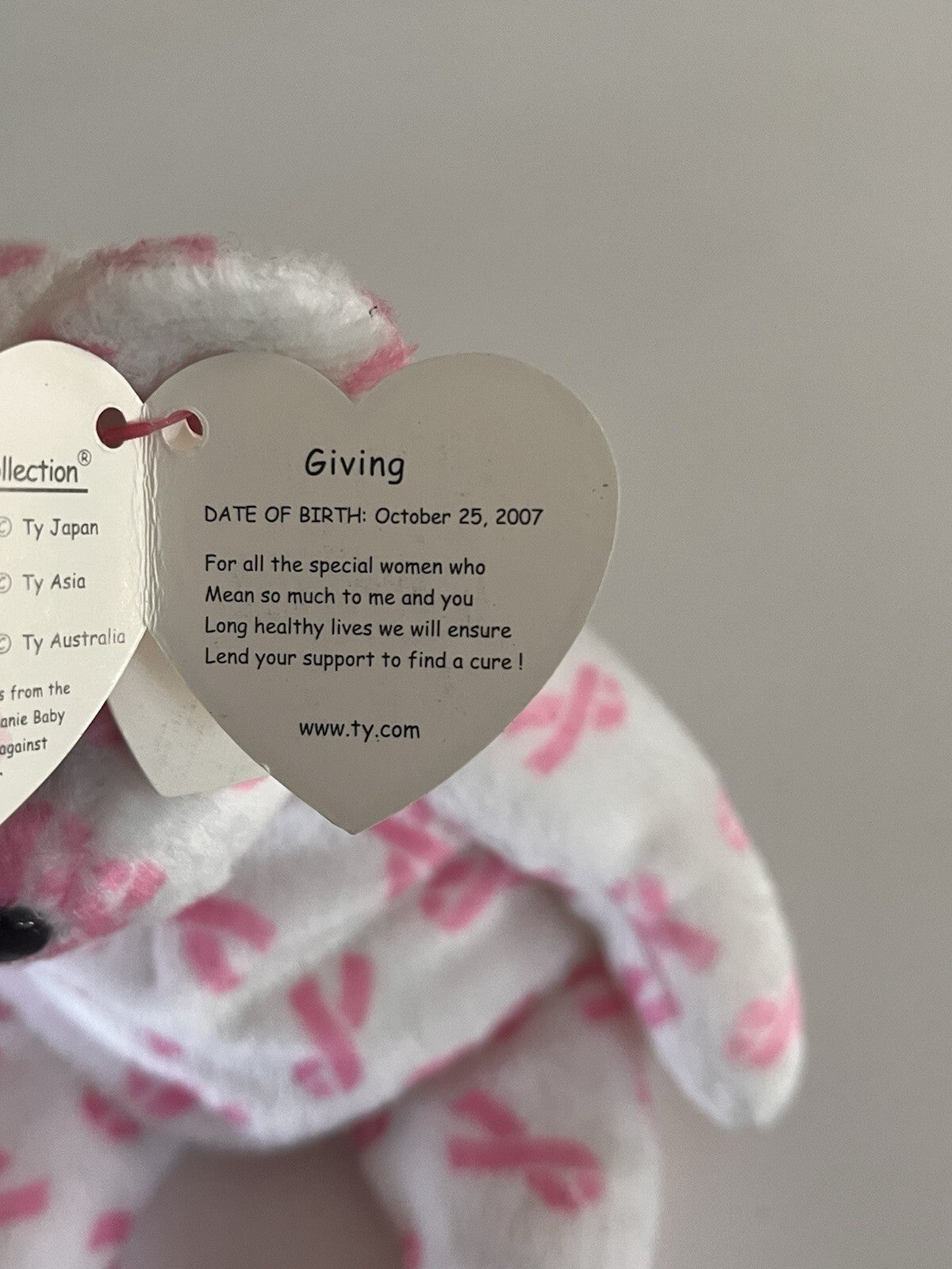 Ty Beanie Baby Giving - MWMT (Bear Breast Cancer Awareness 2007)