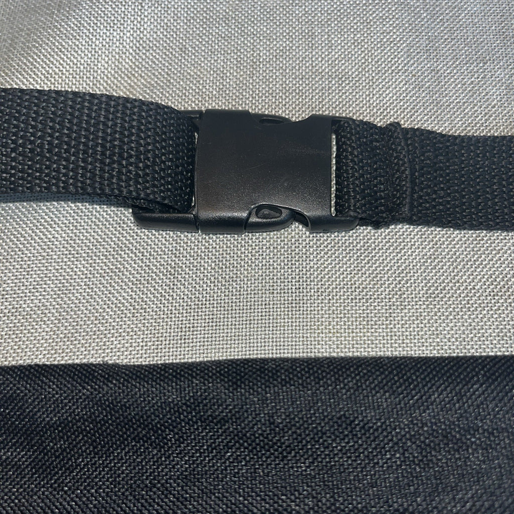 New Eastsport Outdoor Company Fanny Pack. 3 Zippers Adjustable Straps. Hiking