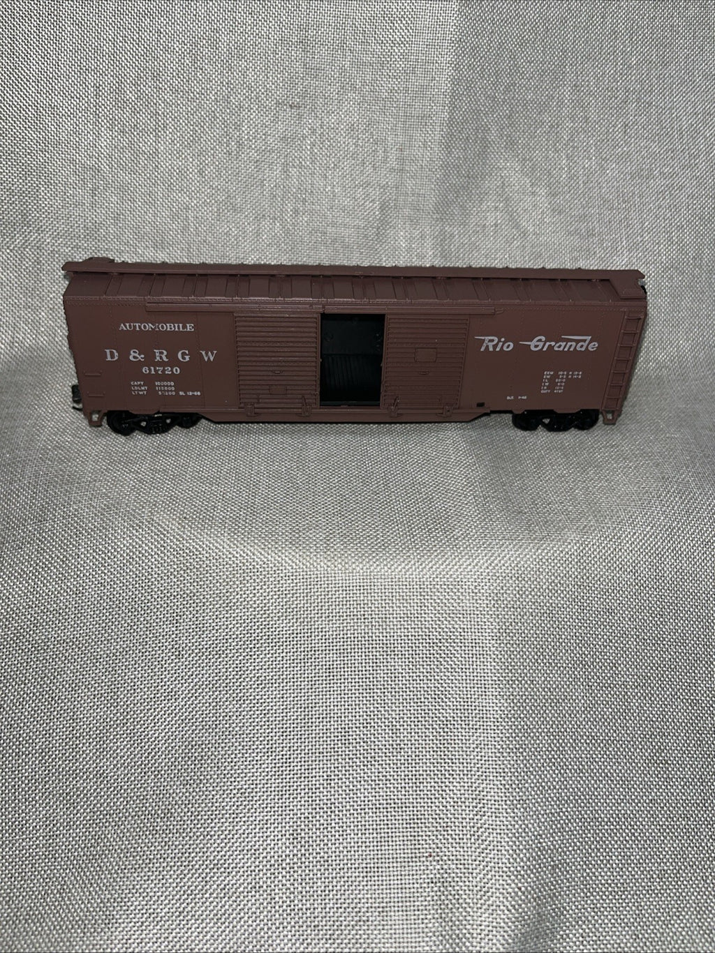 Athearn HO Denver & Rio Grande West 50' auto box car blue box 5039 D&RGW 61720