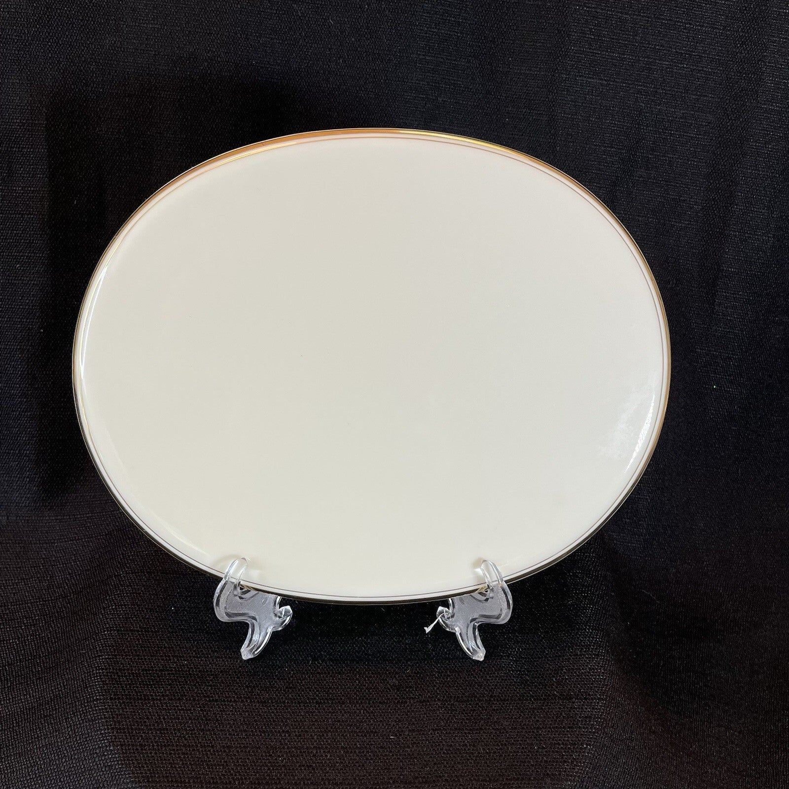 Fitz and Floyd Palais Ivory & Gold 10”Ceramic Trivet