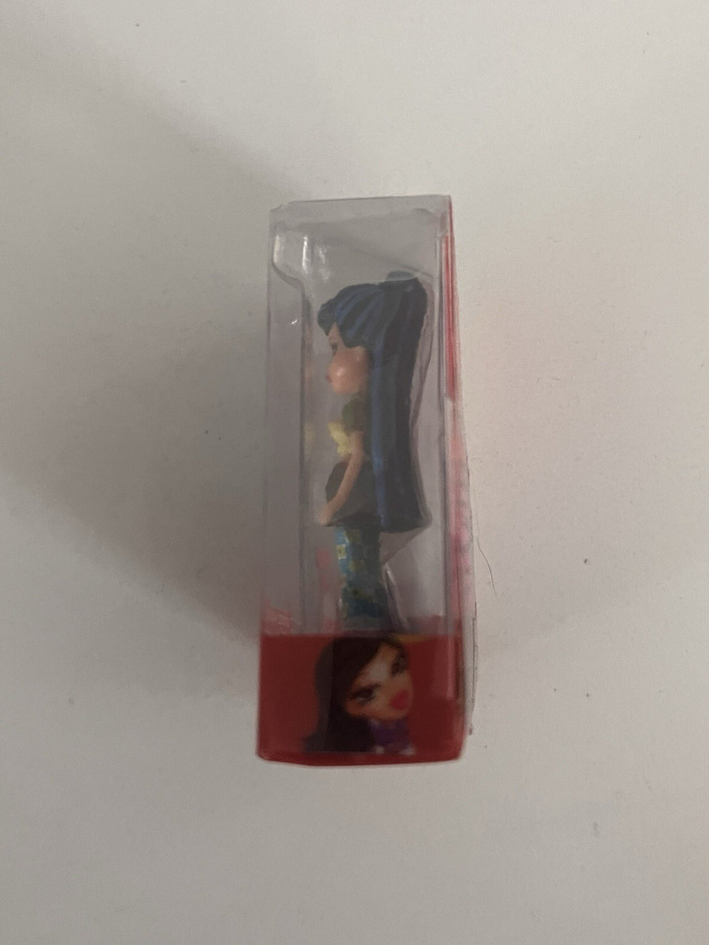 Bratz World Tokyo a Go Go Jade Doll with Long Hair and Outfit Collectible Mini
