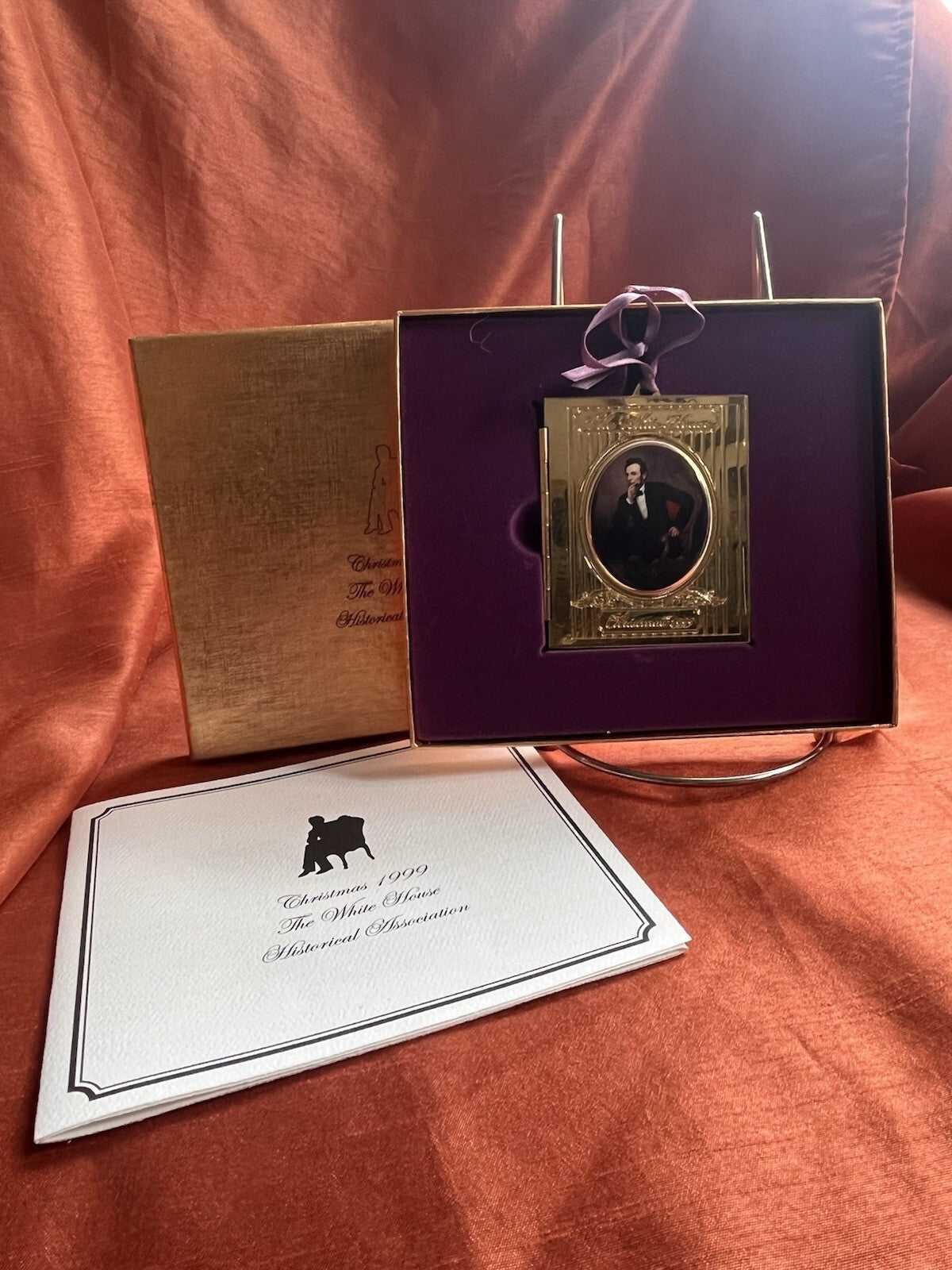 The White House Historical Association Abraham Lincoln 1999 Christmas Ornament