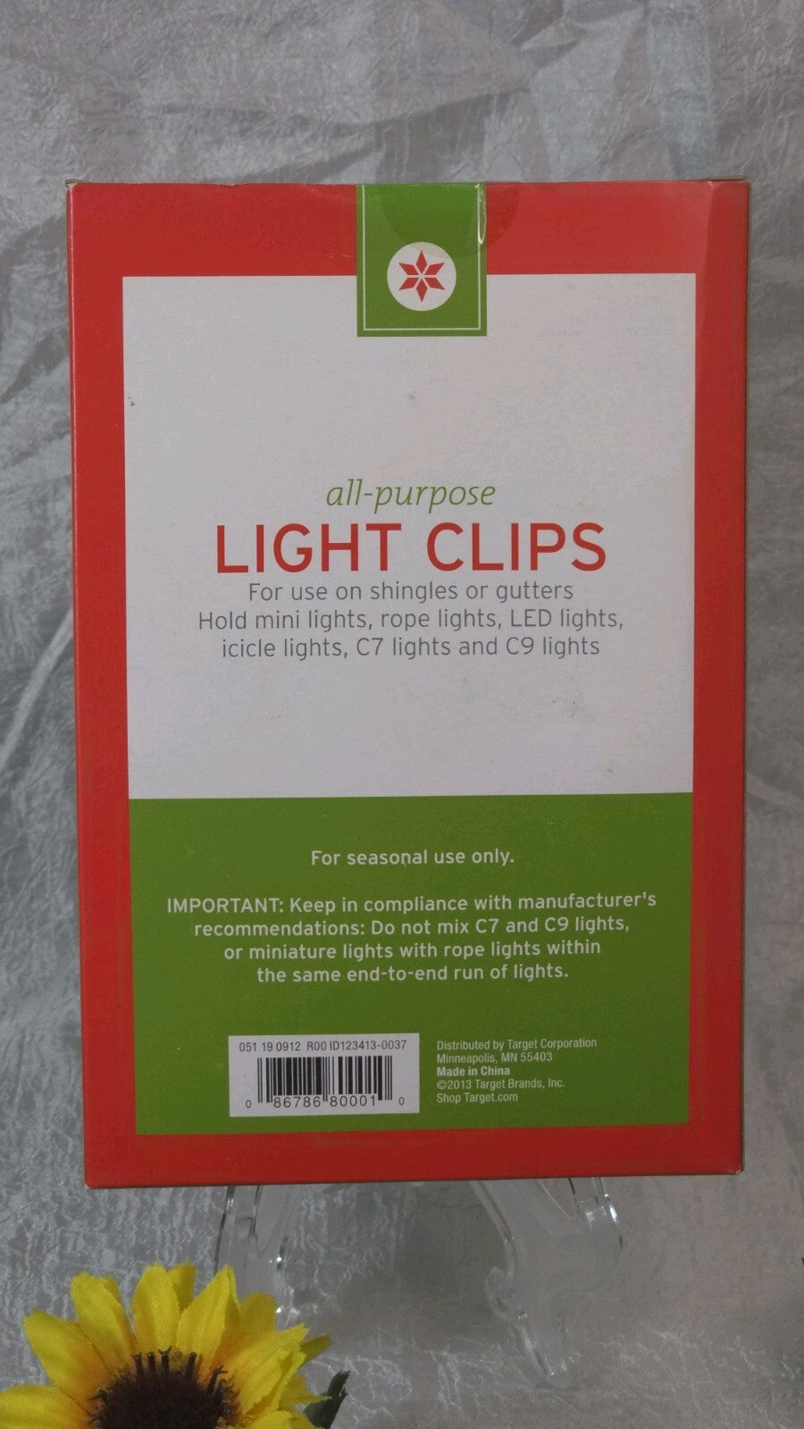 25 Light Clips for Mini, Rope, LED, Icicle, C-7, C-9, etc., Christmas Lights NEW