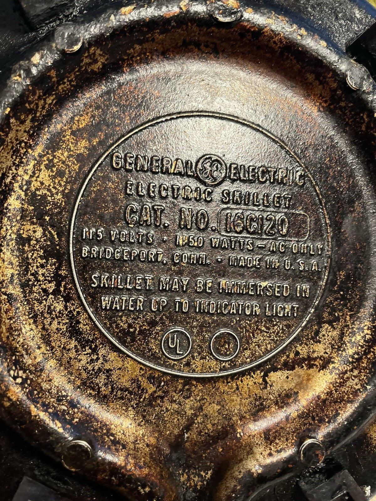 Vintage GE General Electric 11.5" Electric Fry Pan Skillet With Lid & Cord